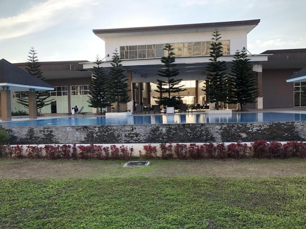 Smdc Tagaytay Taal Lake Condo Cook Netflix No Balcony No Free Parking 大雅台 外观 照片