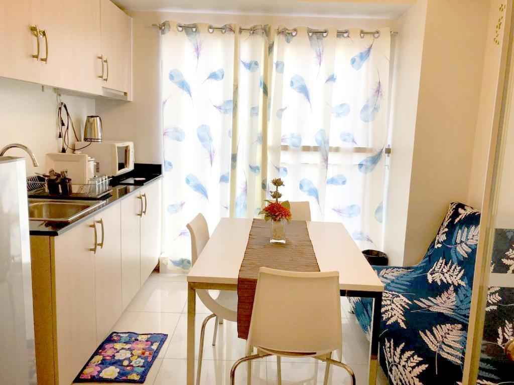 Smdc Tagaytay Taal Lake Condo Cook Netflix No Balcony No Free Parking 大雅台 外观 照片