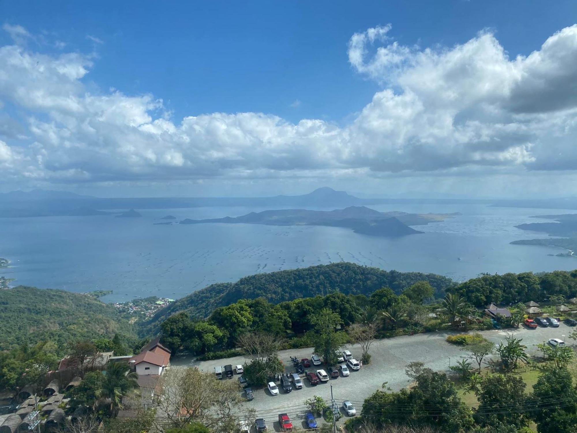 Smdc Tagaytay Taal Lake Condo Cook Netflix No Balcony No Free Parking 大雅台 外观 照片
